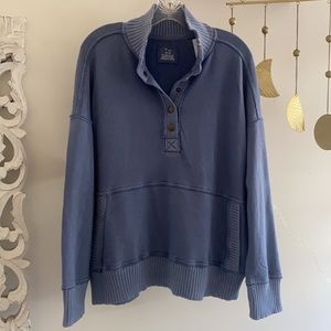 🪞 NEW aerie snap button pullover top light sweater